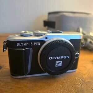 Olympus Pen E-PL9 M43 Micro 4/3 mirrorles digital camera BODY ONLY retro style s